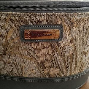 Vintage American Tourister vanity case